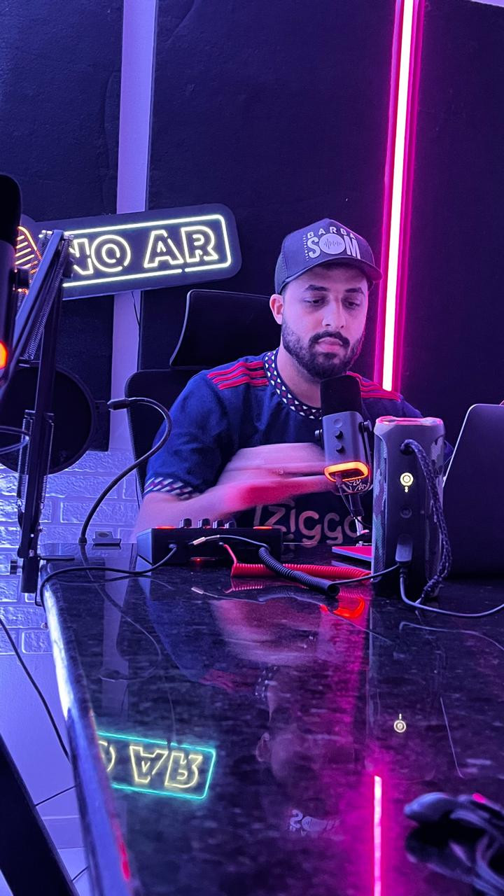 No ar, direto do estúdio